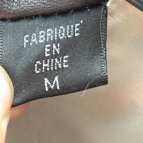 Tahari medium leather jacket!! - Picture 9 of 9